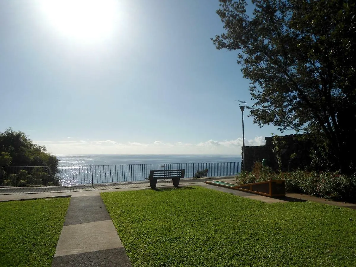 فونشال Sunny Apartment By The Sea With A Pool